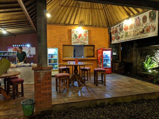 Warung Bu Mangku Sumampan